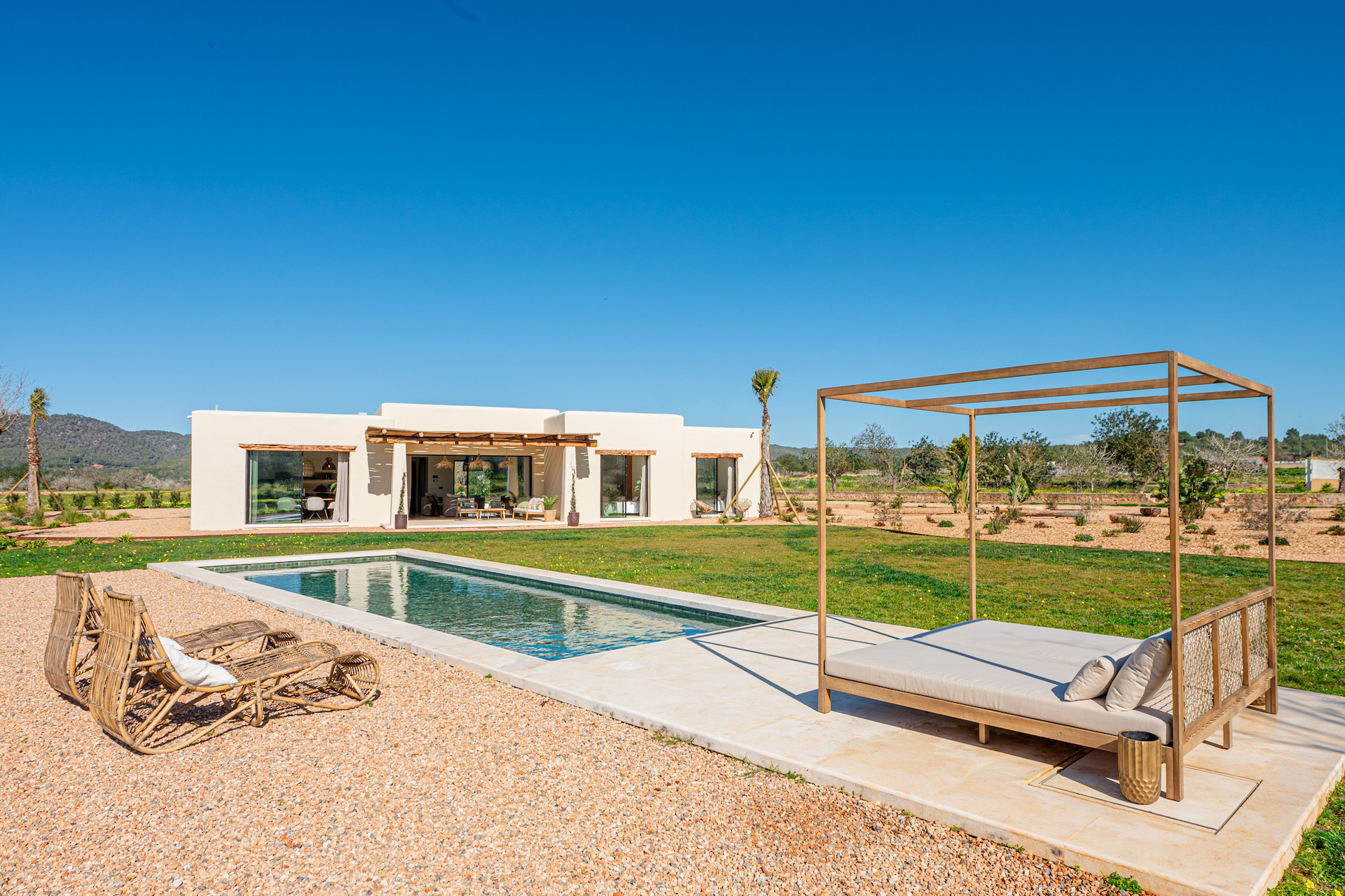 Resa Estates Ibiza te koop for sale finca modern main house .jpg